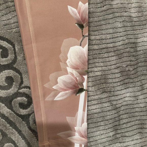 Floral Pink women’s Leggings - Picture 2 of 4
